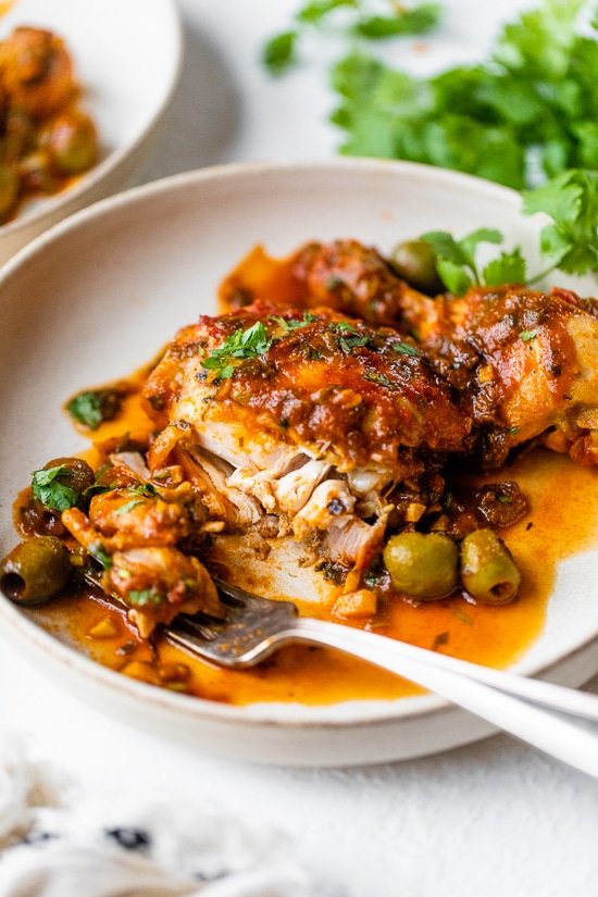 Pollo Guisado (Latin Chicken Stew with Olives)