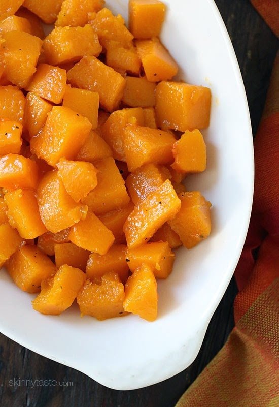 A simple Fall side dish, made with just 3 ingredients (butternut, pure maple syrup and oil) plus s + p!