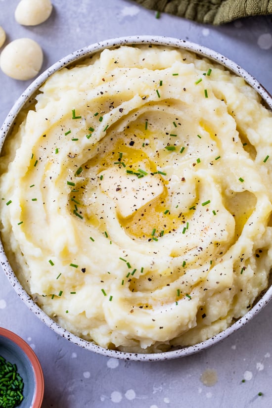 Healthy Garlic Mashed Potatoes