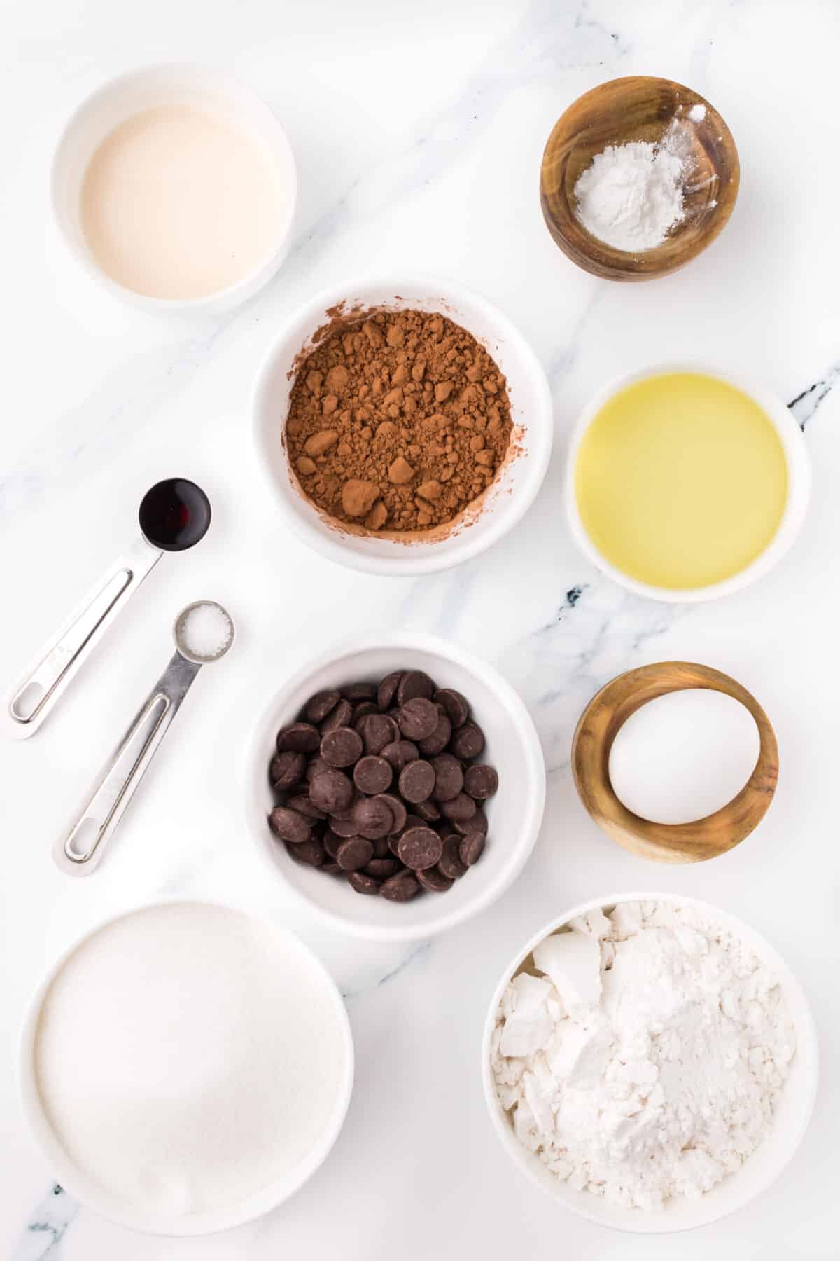 ingredients for chocolate chip brownies