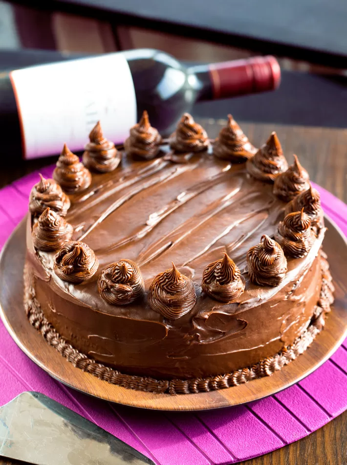 Frosted Chocolate Layer Cake With Wine