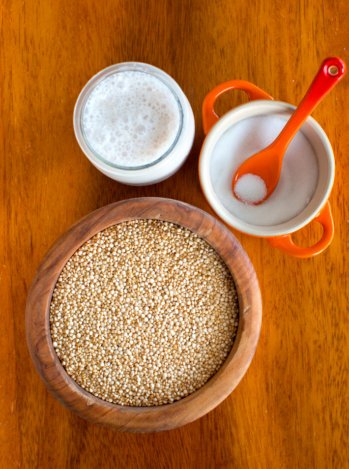 Breakfast Quinoa Ingredients (Oatmeal Alternative)