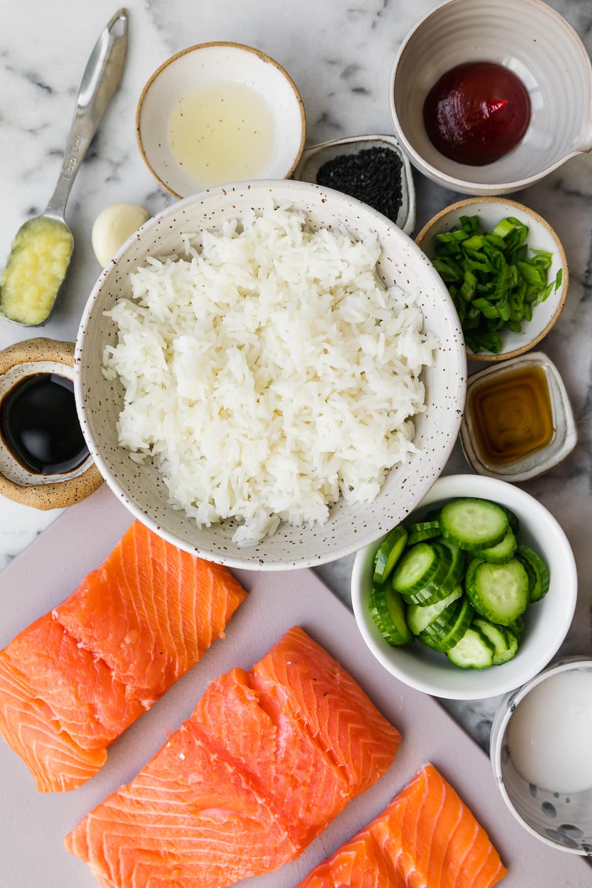 salmon, gochujang, rice, cucumbers